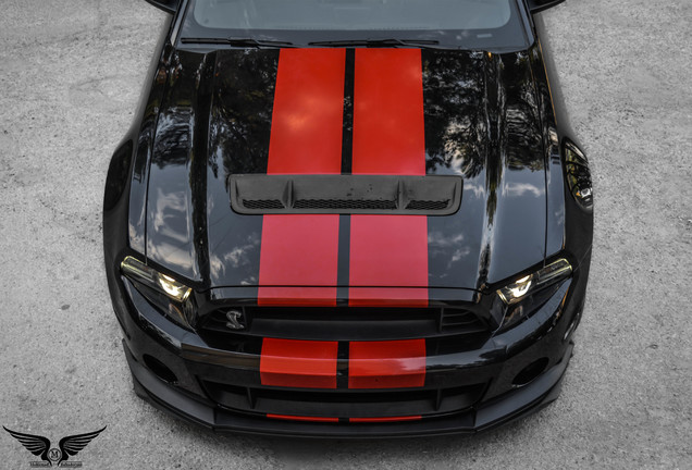 Ford Mustang Shelby GT500 2013