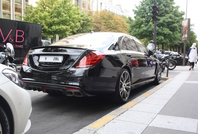 Mercedes-Benz Brabus 850 6.0 Biturbo V222