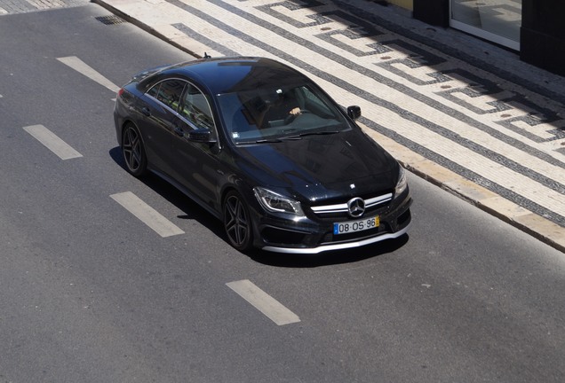 Mercedes-Benz CLA 45 AMG C117