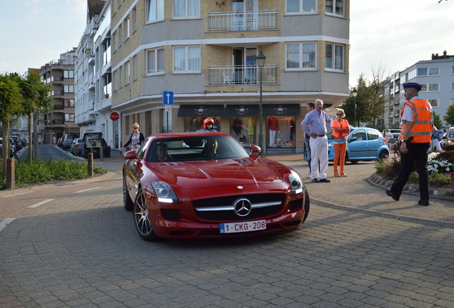 Mercedes-Benz SLS AMG