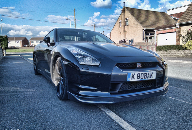 Nissan GT-R