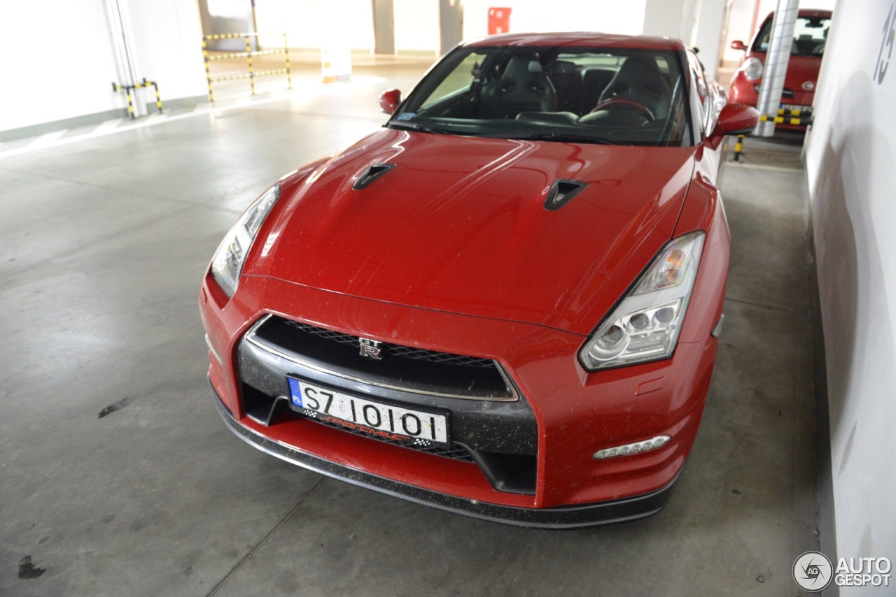 Nissan GT-R 2014