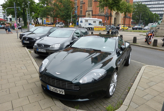 Aston Martin DB9 2010