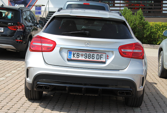 Mercedes-Benz GLA 45 AMG X156