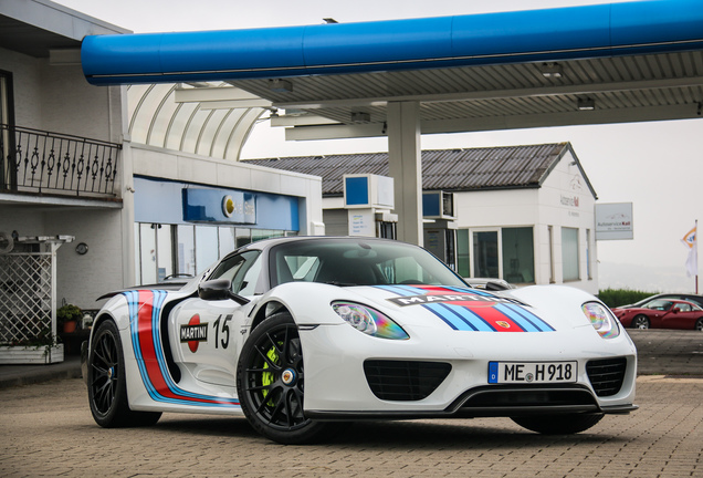 Porsche 918 Spyder Weissach Package