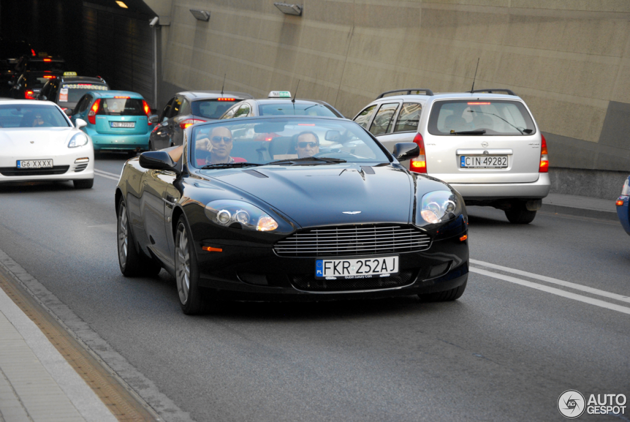 Aston Martin DB9 Volante