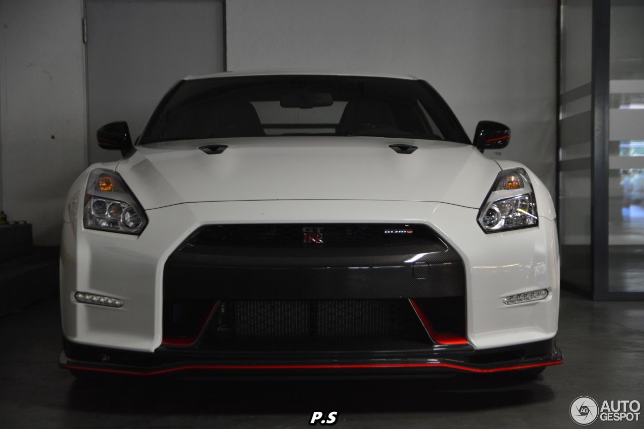 Nissan GT-R 2011 Nismo