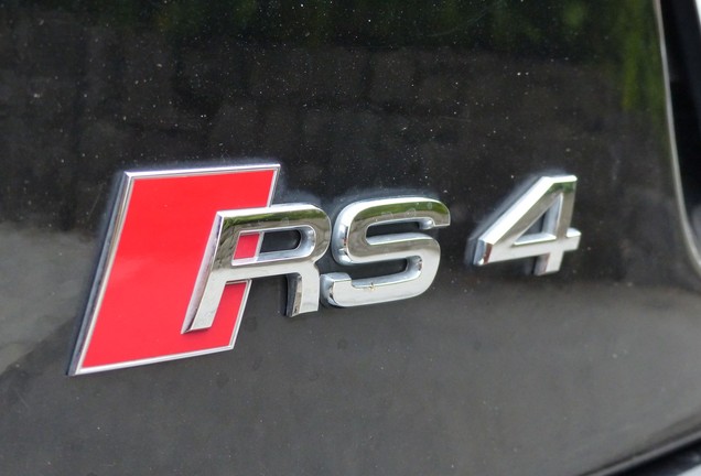 Audi RS4 Avant B7