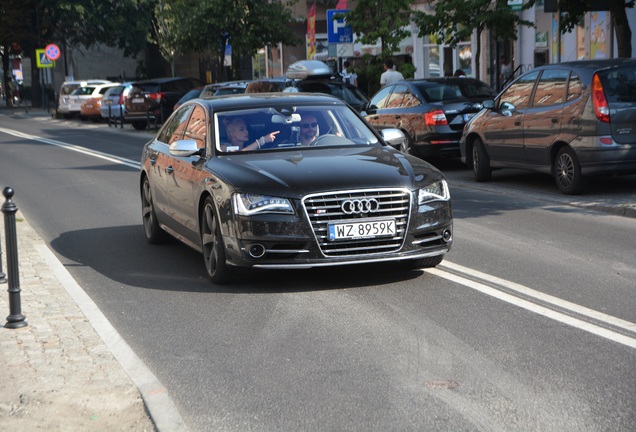 Audi S8 D4