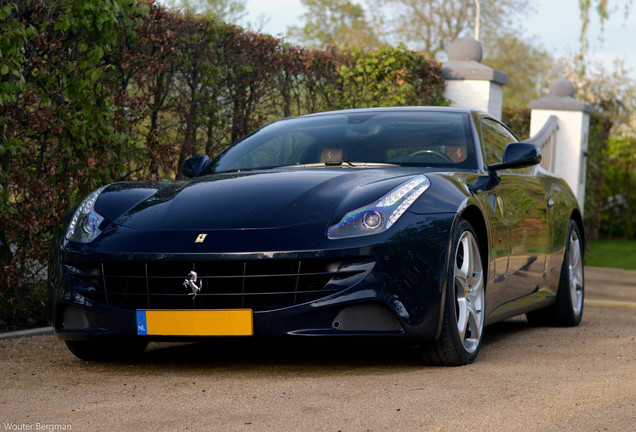 Ferrari FF