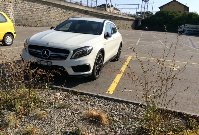 Mercedes-Benz GLA 45 AMG X156