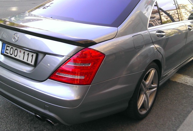 Mercedes-Benz S 63 AMG W221