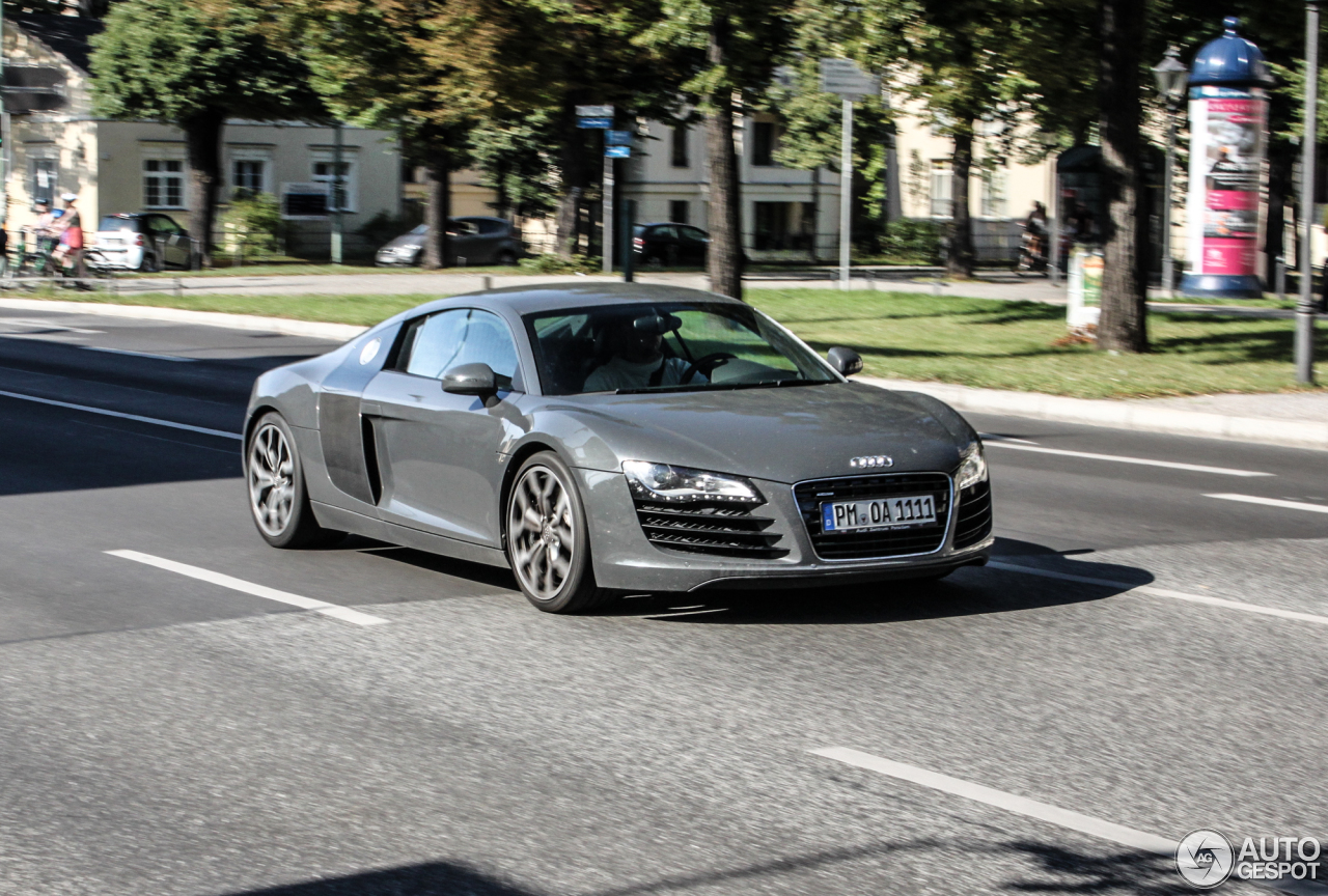 Audi R8