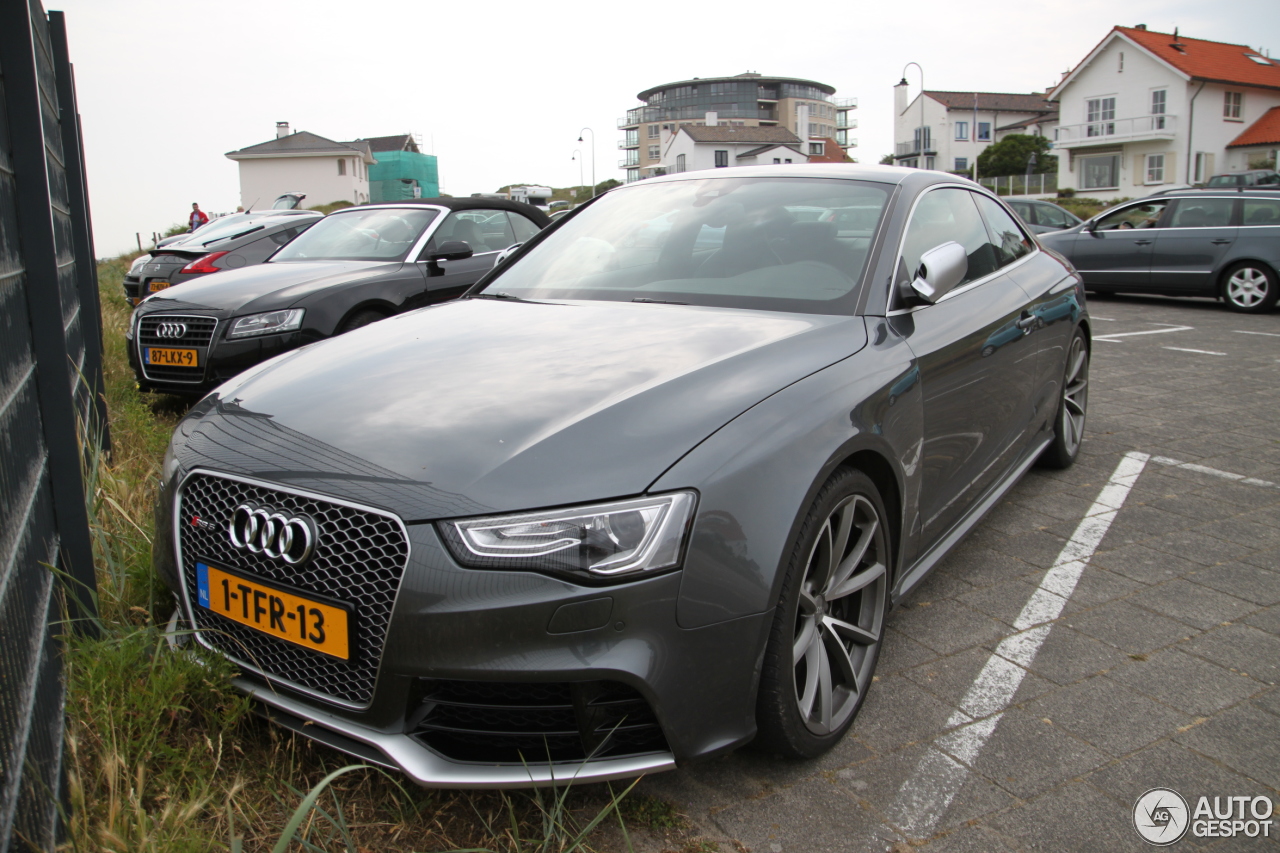 Audi RS5 B8 2012