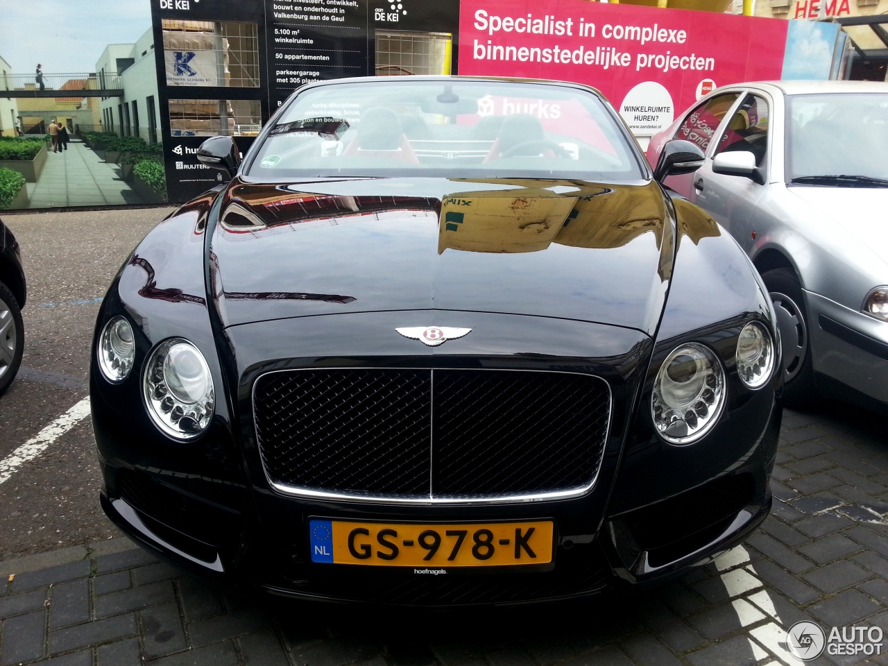 Bentley Continental GTC V8