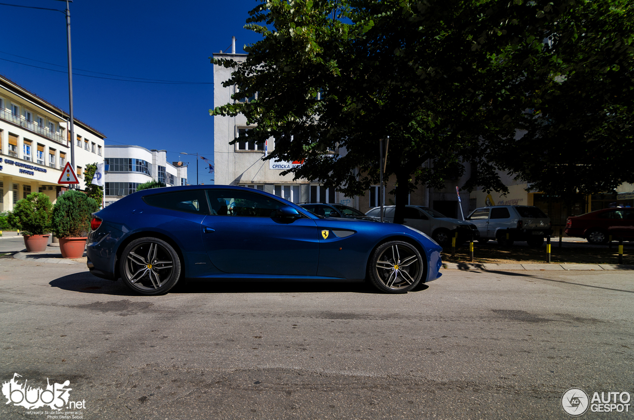 Ferrari FF