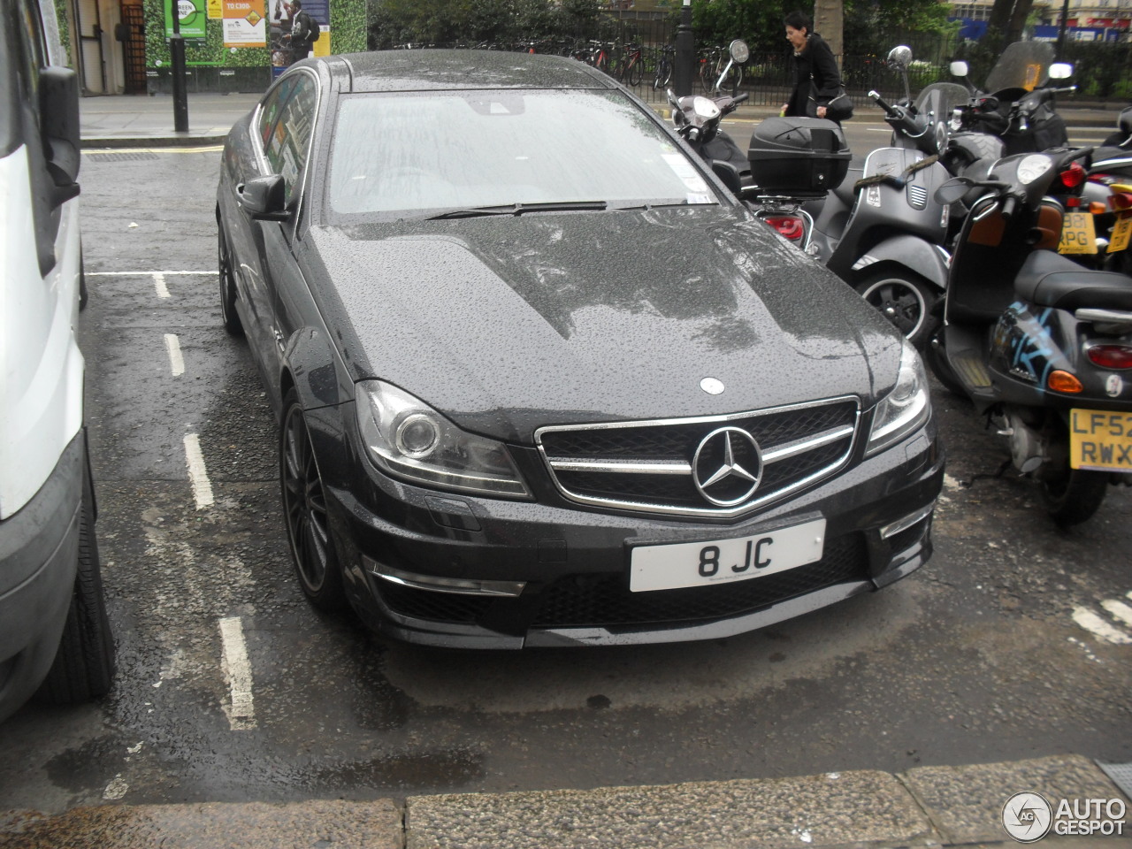 Mercedes-Benz C 63 AMG Coupé Edition 125