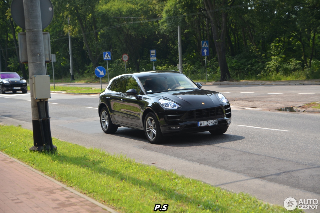 Porsche 95B Macan Turbo