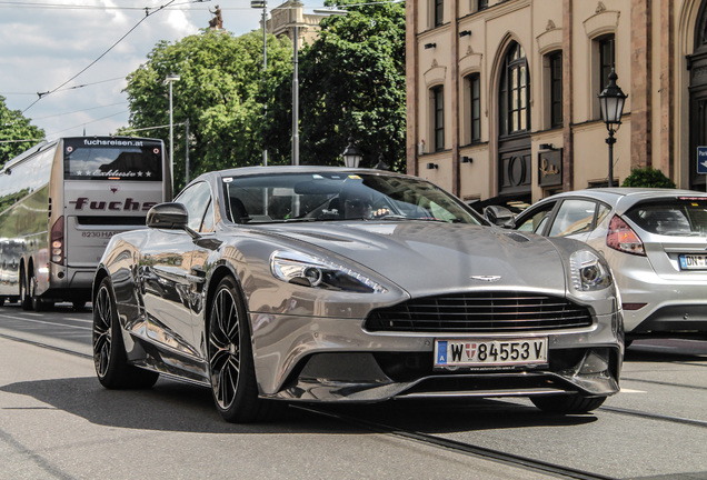 Aston Martin Vanquish 2013