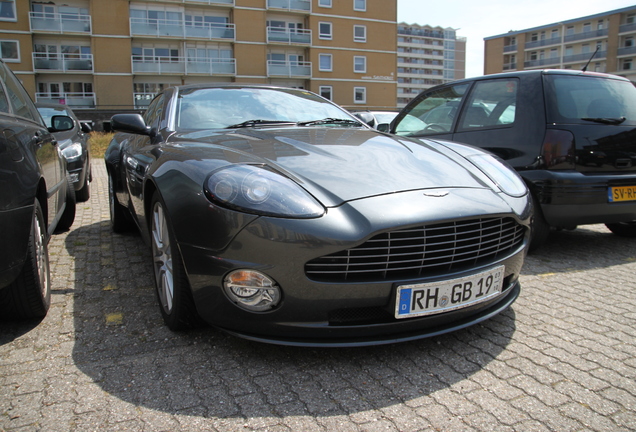 Aston Martin Vanquish S