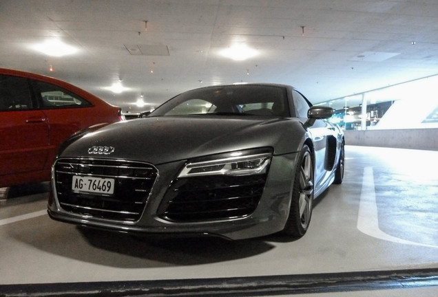 Audi R8 V10 2013