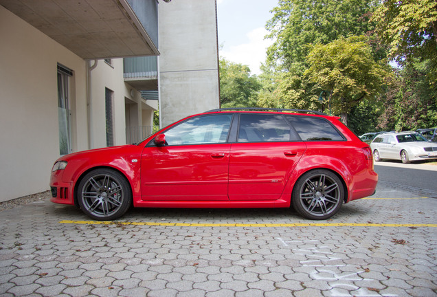 Audi RS4 Avant B7