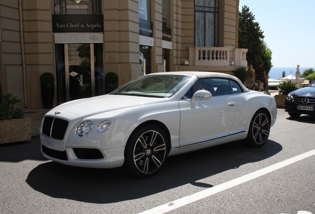 Bentley Continental GTC V8