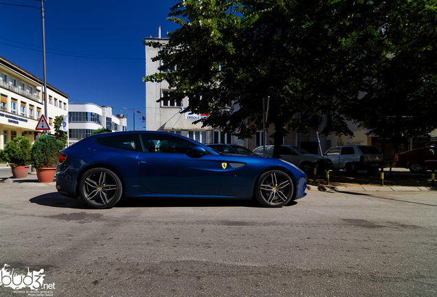 Ferrari FF