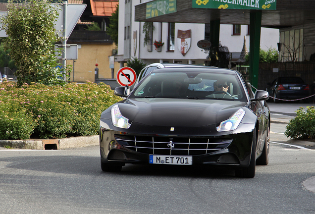 Ferrari FF