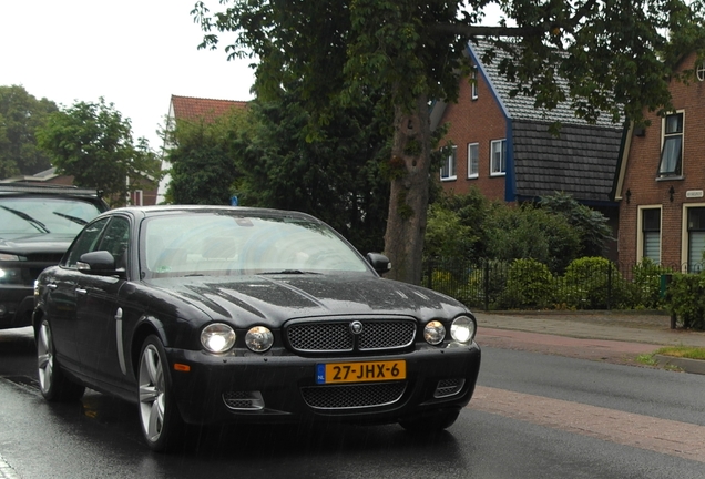 Jaguar XJR