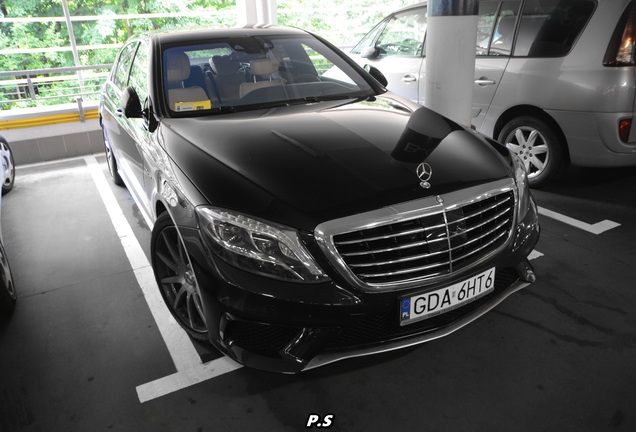 Mercedes-Benz S 63 AMG V222