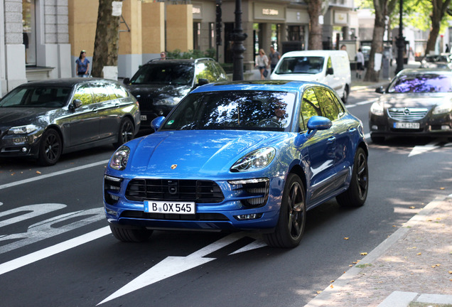 Porsche 95B Macan Turbo