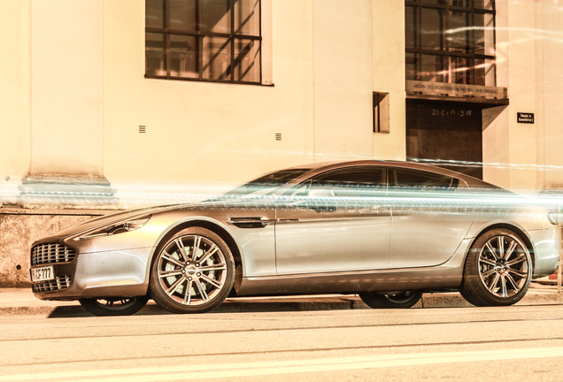 Aston Martin Rapide