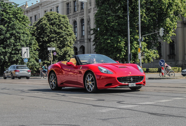 Ferrari California