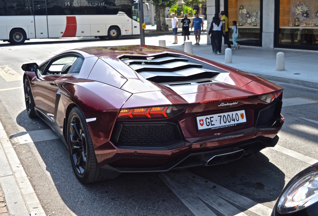 Lamborghini Aventador LP700-4