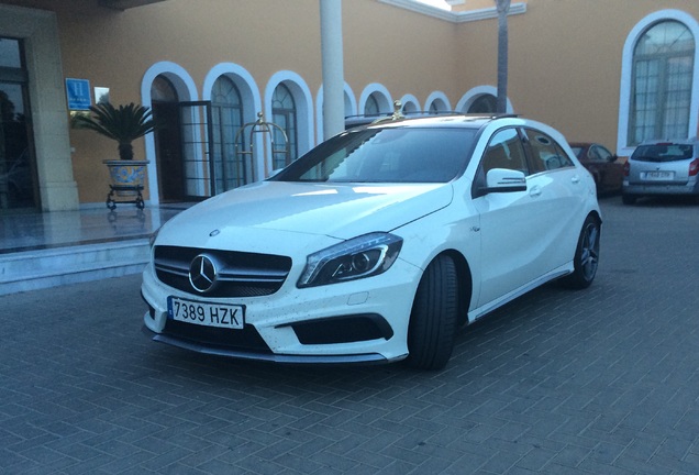 Mercedes-Benz A 45 AMG