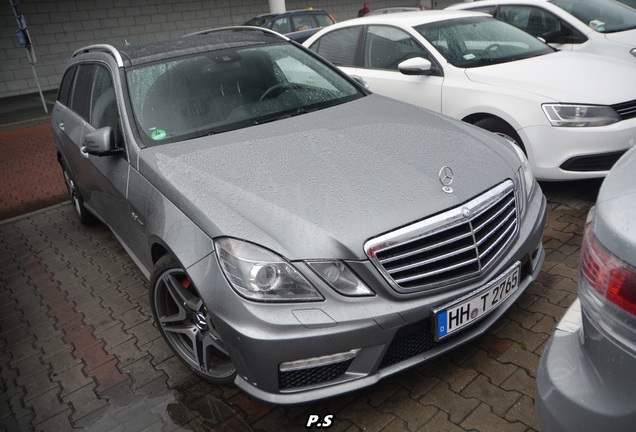 Mercedes-Benz E 63 AMG S212