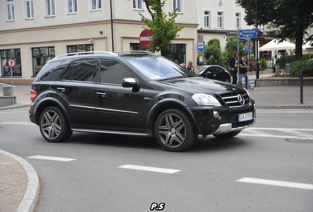 Mercedes-Benz ML 63 AMG W164 2009