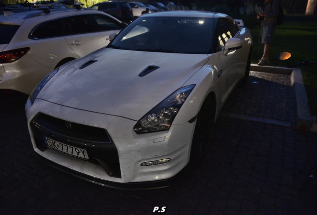 Nissan GT-R 2011