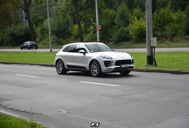 Porsche 95B Macan Turbo