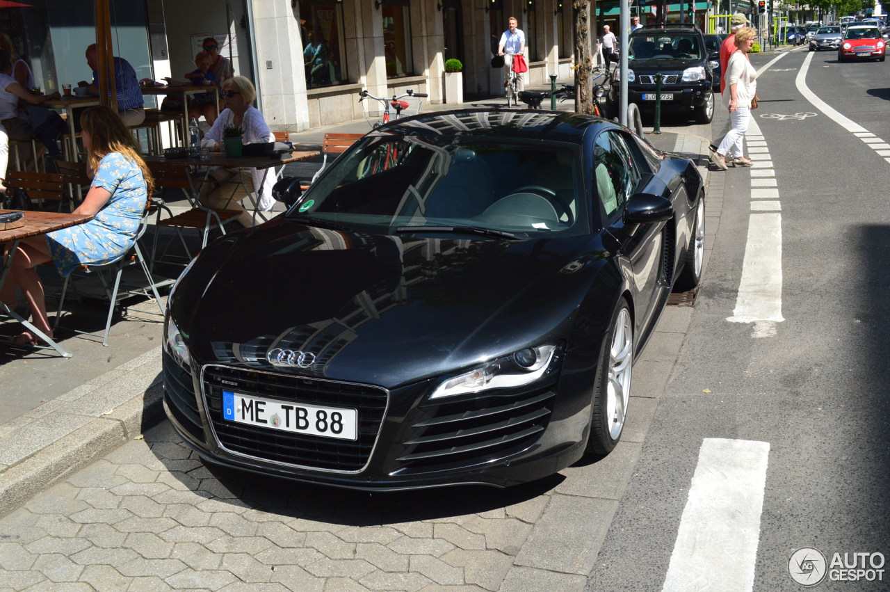 Audi R8