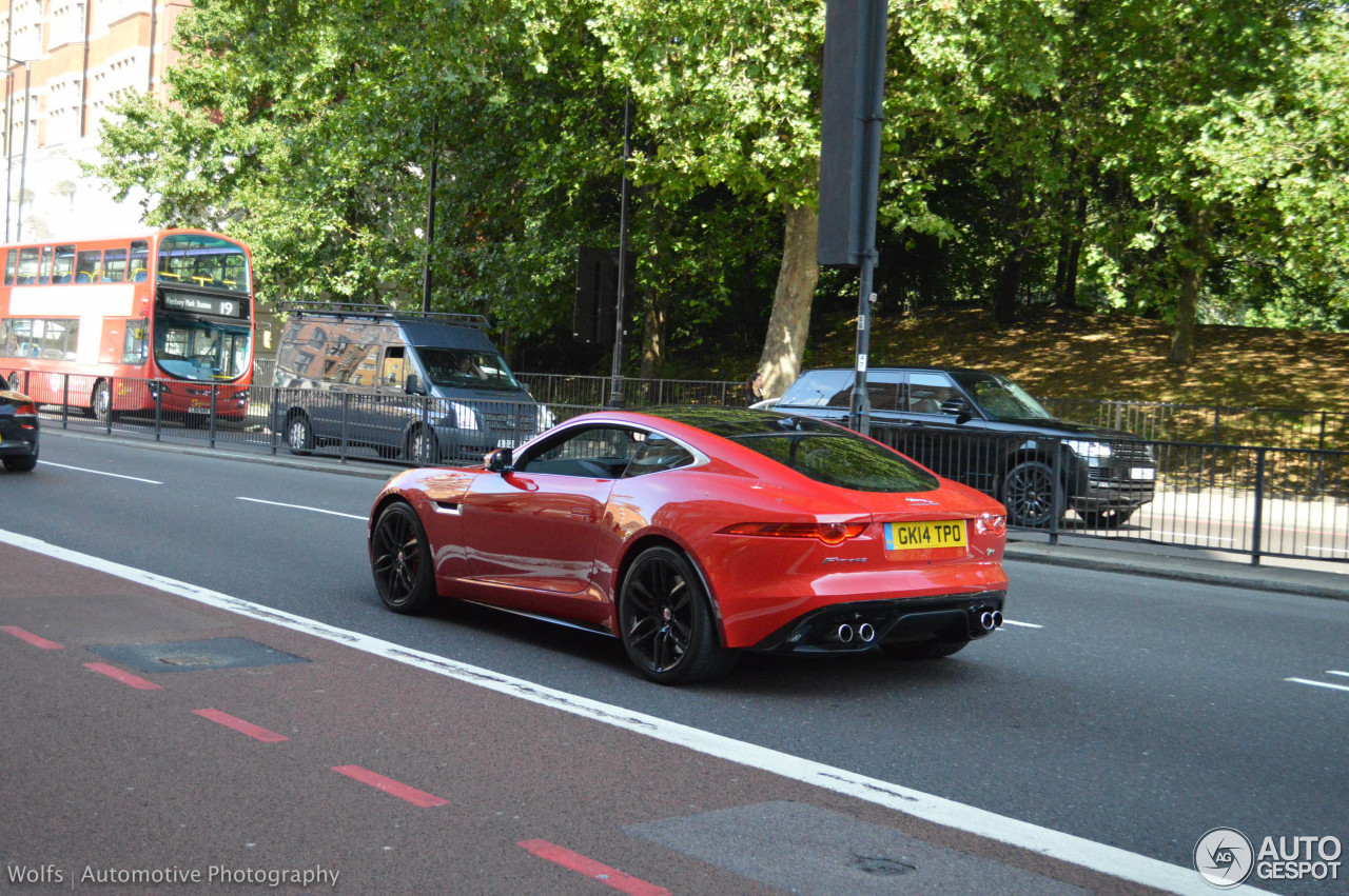 Jaguar F-TYPE R Coupé