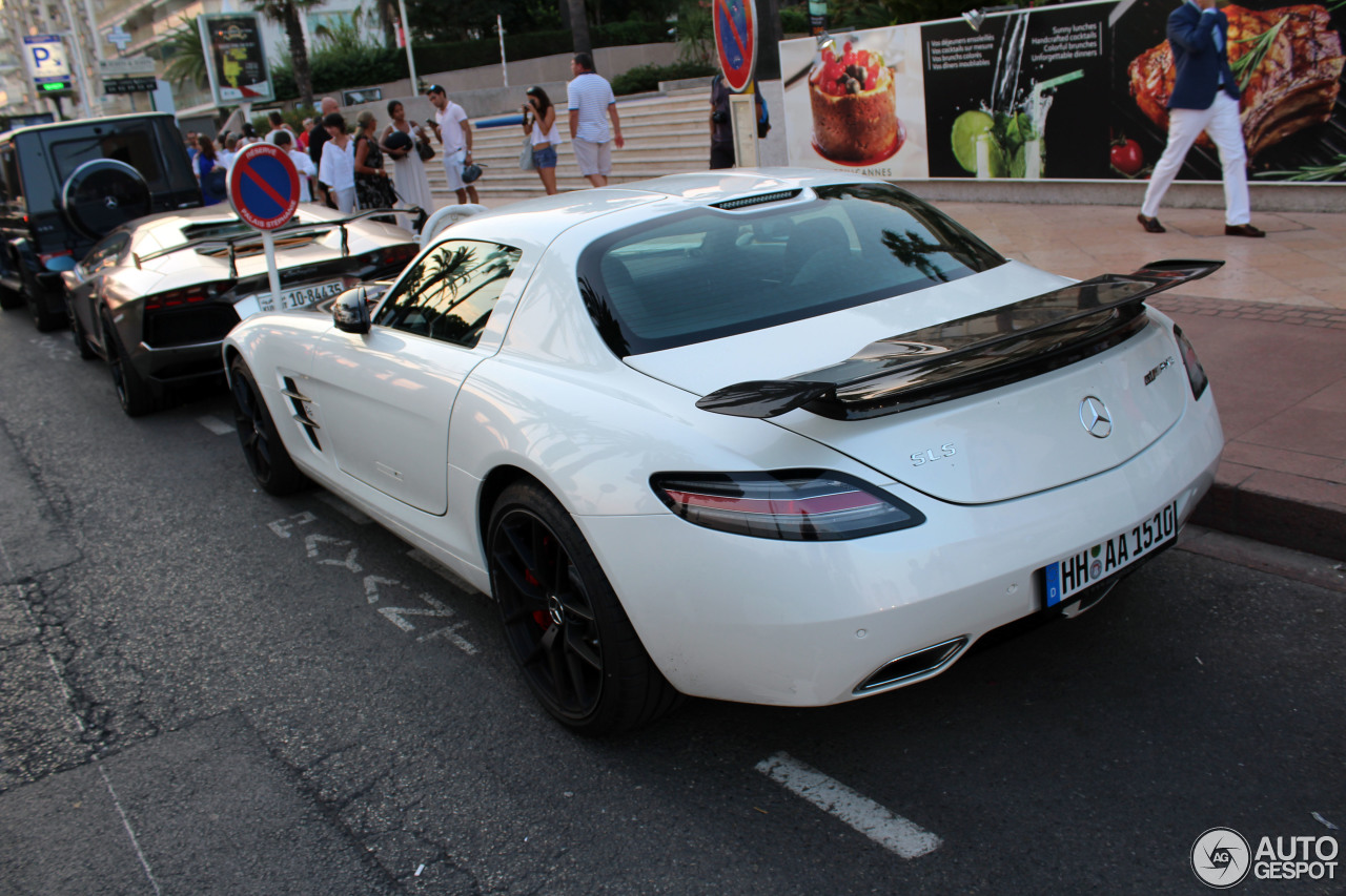 Mercedes-Benz SLS AMG GT Final Edition