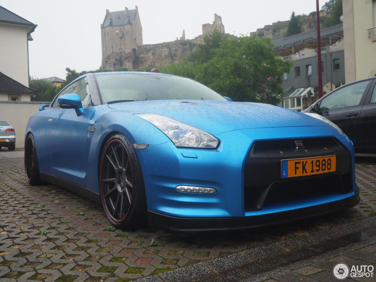 Nissan GT-R 2011