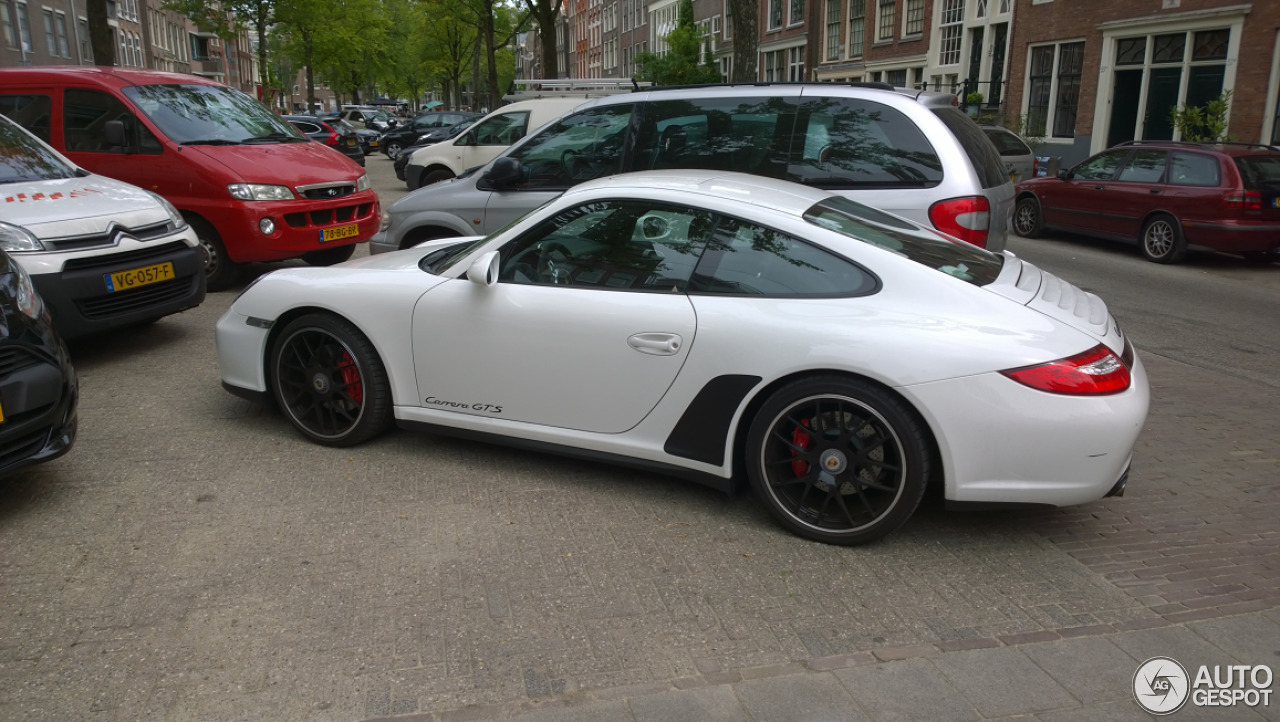 Porsche 997 Carrera GTS