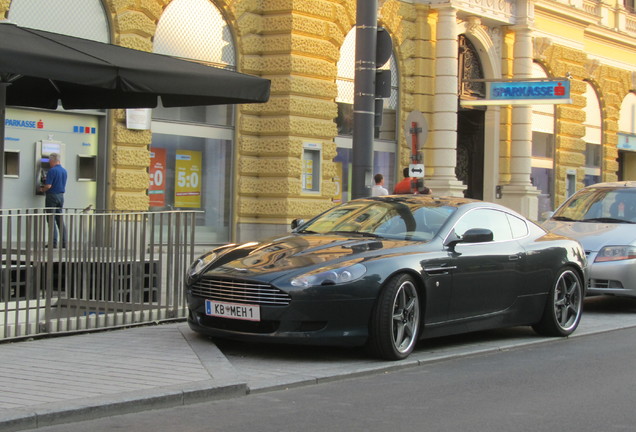 Aston Martin DB9