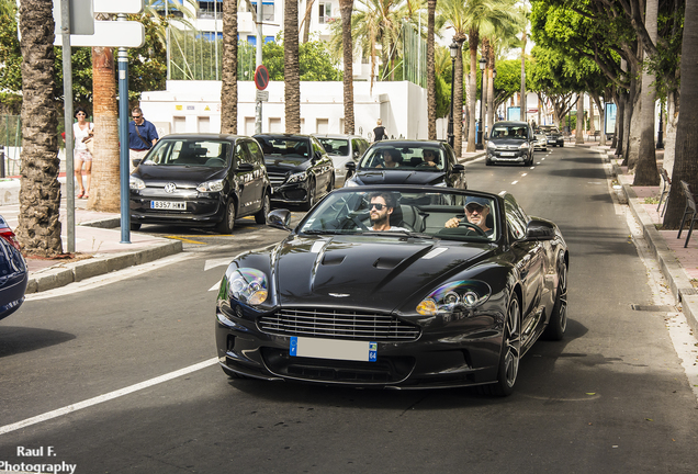 Aston Martin DBS Volante