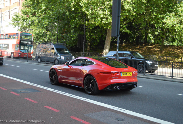 Jaguar F-TYPE R Coupé