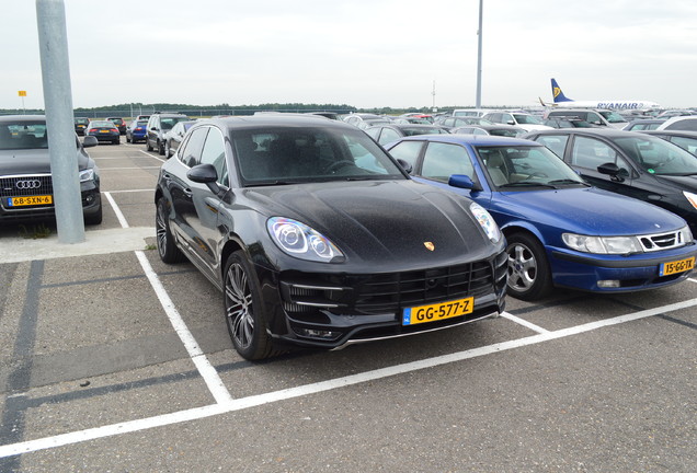 Porsche 95B Macan Turbo