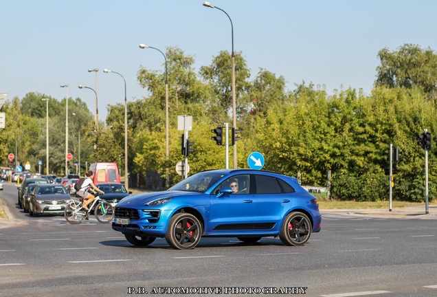 Porsche 95B Macan Turbo